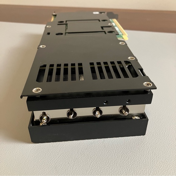 Alienware Dell NVIDIA GeForce RTX 3090 24GB GDDR6X VRAM Graphics Card - Picture 3 of 8